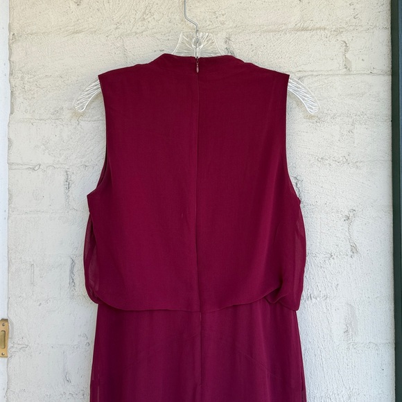 NWOT Just…Taylor Burgundy Sleeveless Chiffon Hi-Low Fit & Flare Dress Size 6 - Picture 7 of 12